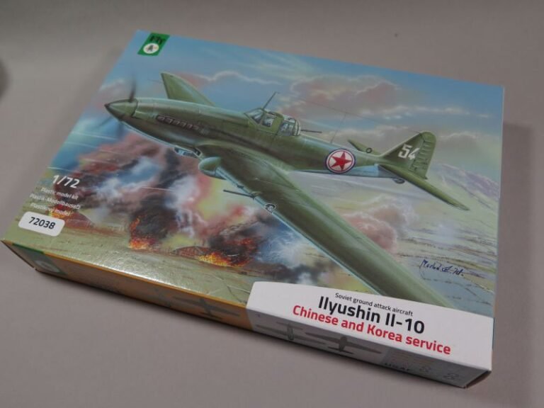 IL-10 FLY 1/72