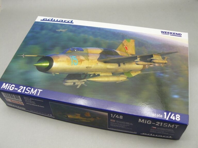 MIG-21 SMT Weekend – Eduard 1/48 (8233)